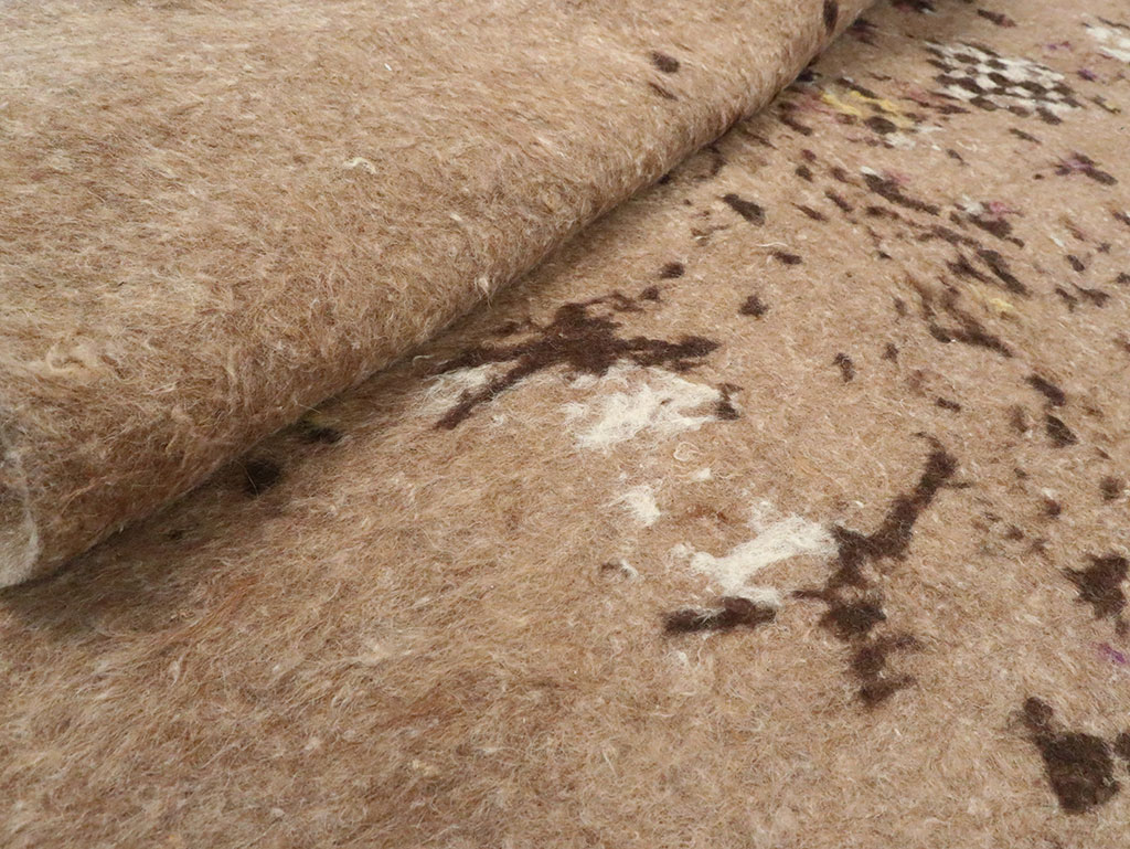 Vintage Persian Namad Felt Accent Rug, No.27545 - Gsblank