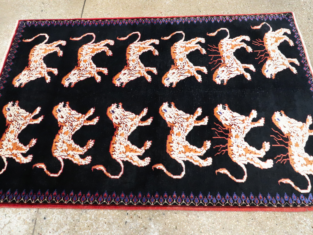 Vintage Persian Pictorial Tabriz Rug, No.27547 - Gsblank