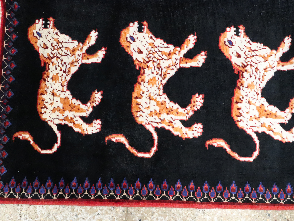 Vintage Persian Pictorial Tabriz Rug, No.27547 - Gsblank