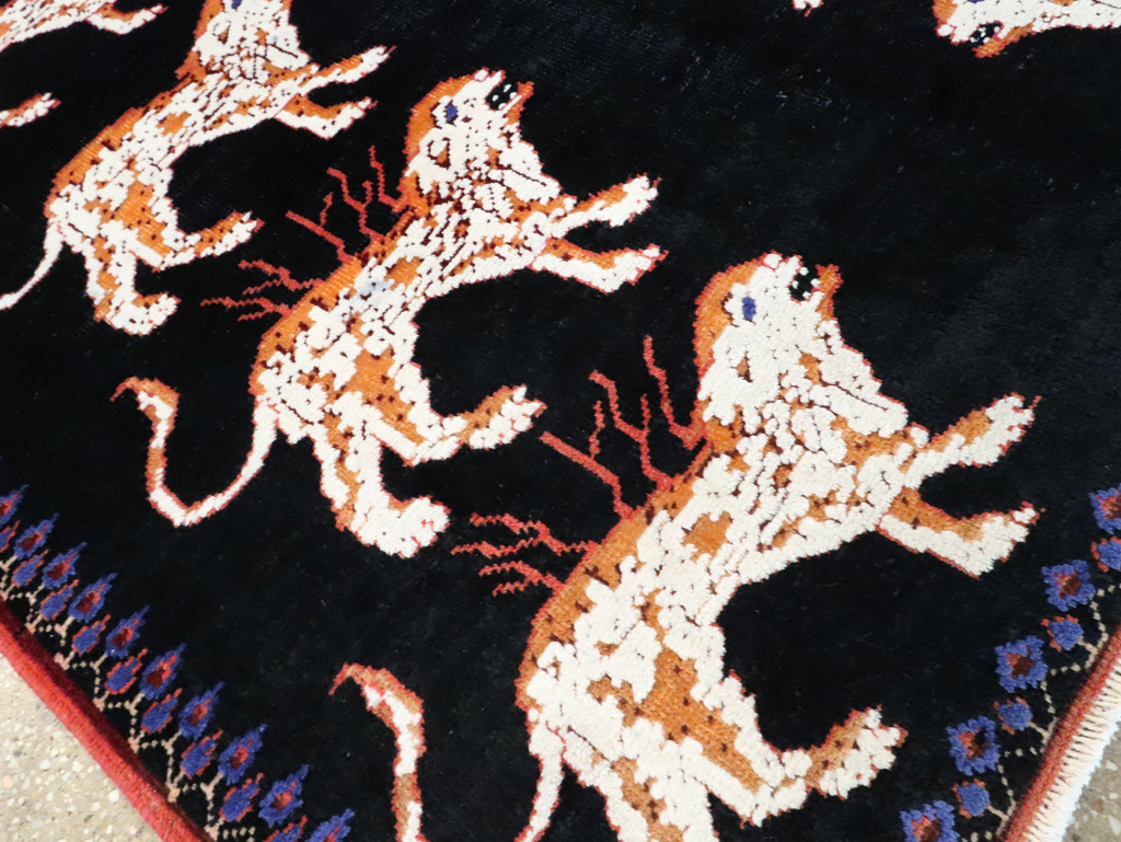 Vintage Persian Pictorial Tabriz Rug, No.27547 - Gsblank