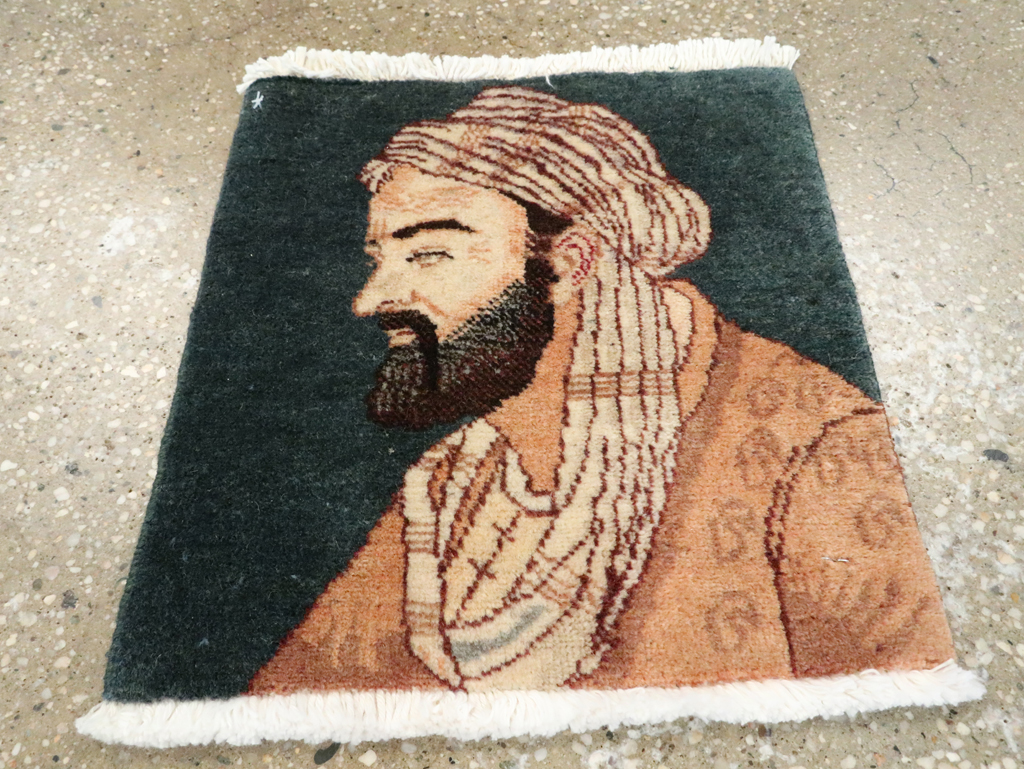 Vintage Persian Tabriz Pictorial Rug, No.27549 - Gsblank