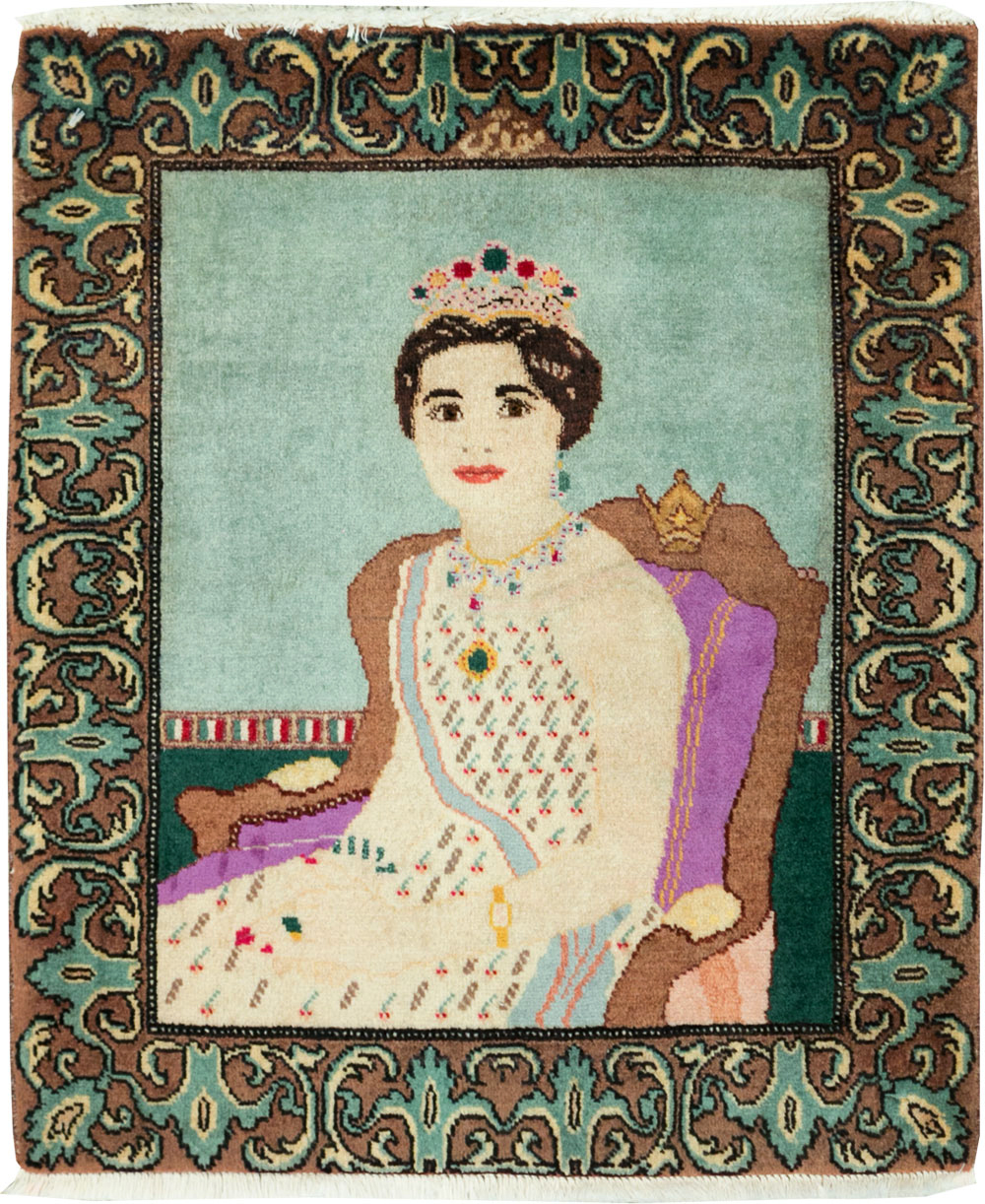 Vintage Persian Tabriz Pictorial Rug, No.27559 - Gsblank