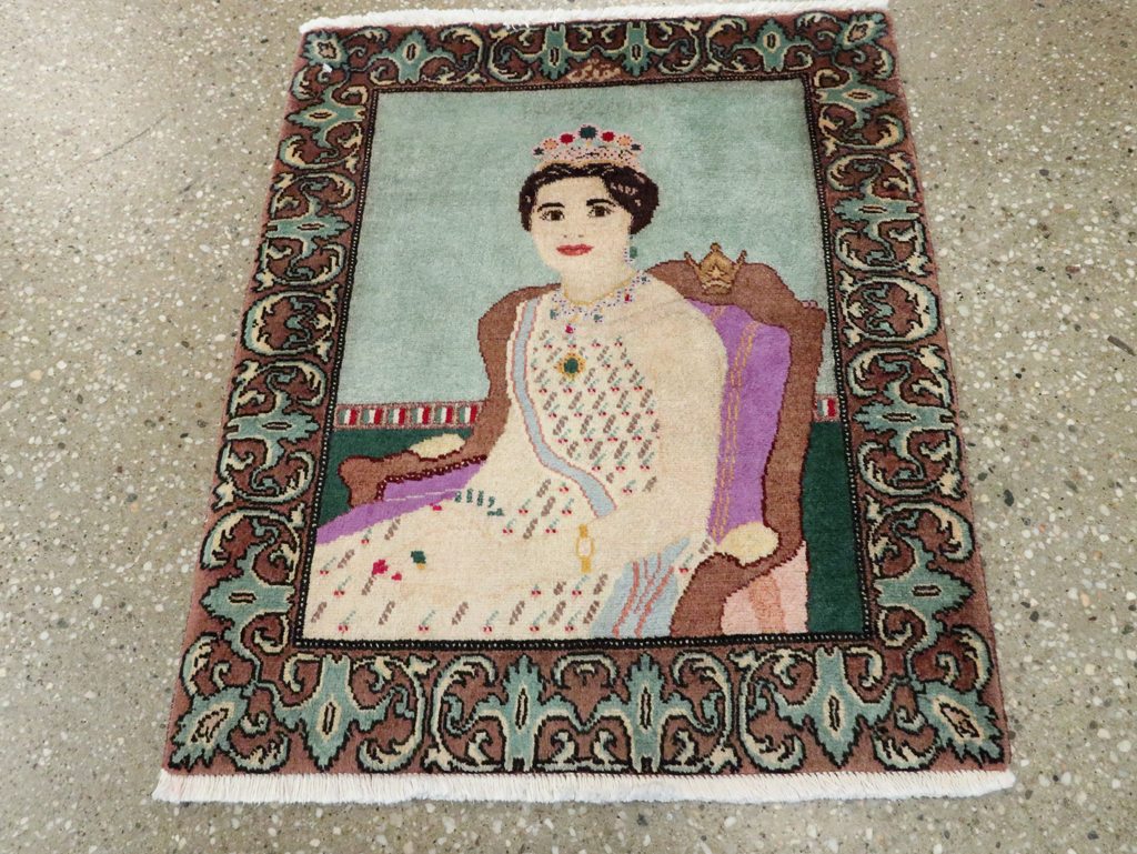 Vintage Persian Tabriz Pictorial Rug, No.27559 - Gsblank