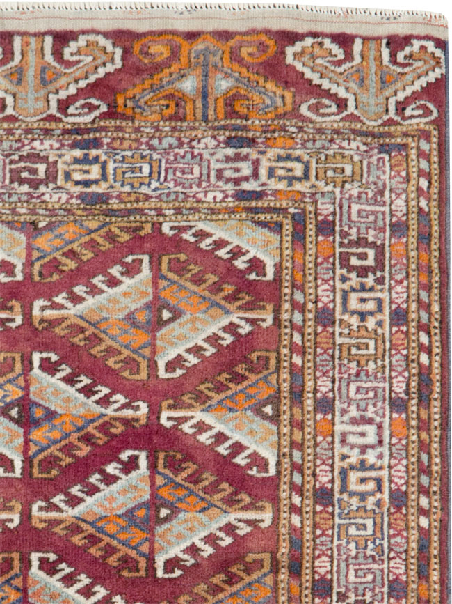 Vintage Central Asian Tekke Throw Rug, No.27569 - Gsblank