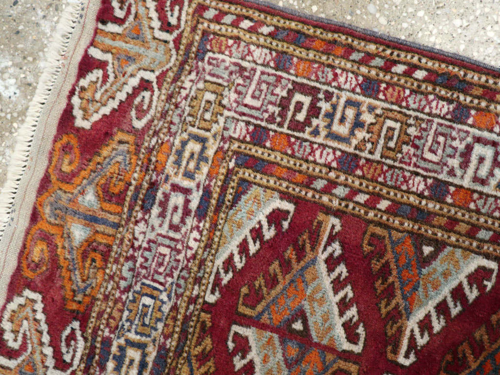 Vintage Central Asian Tekke Throw Rug, No.27569 - Gsblank
