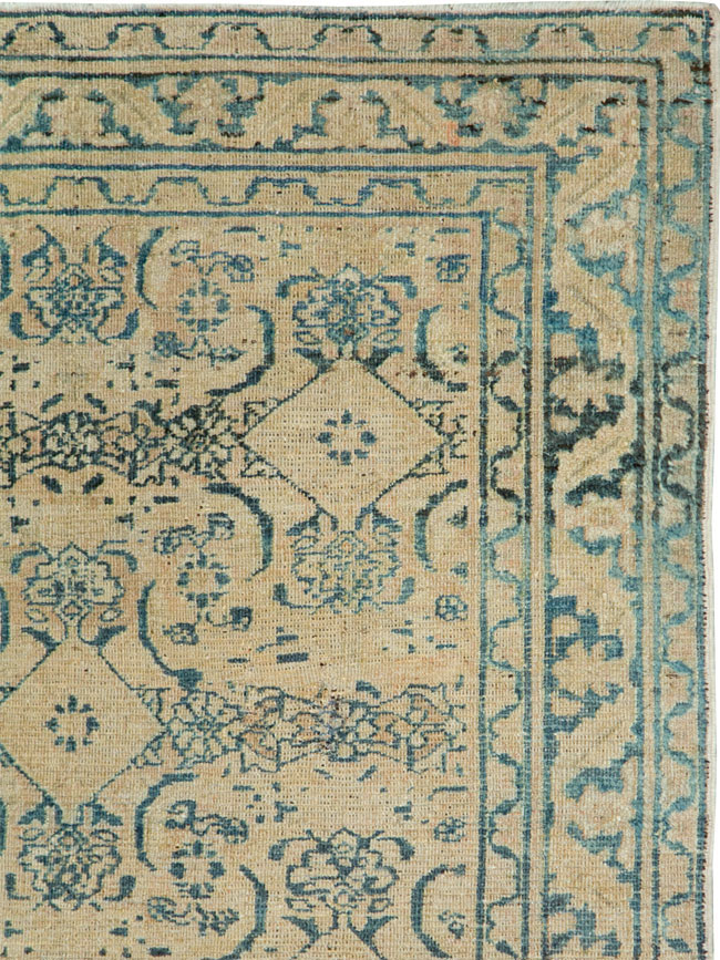 Antique Persian Khorassan Throw Rug, No.27575 - Gsblank