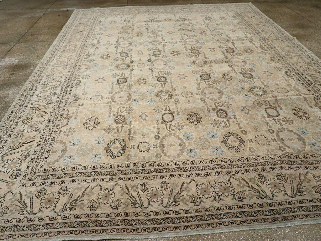 Antique Persian Tabriz Carpet, No.27620 - Gsblank