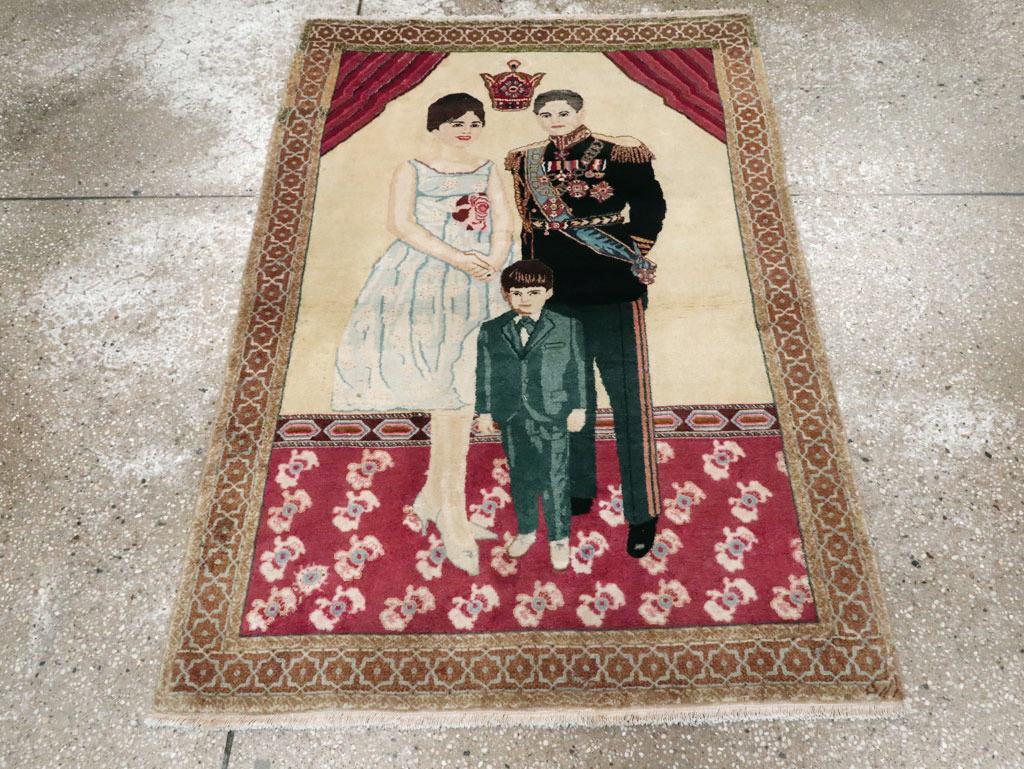 Vintage Persian Tabriz Pictorial Rug, No.27629 - Gsblank