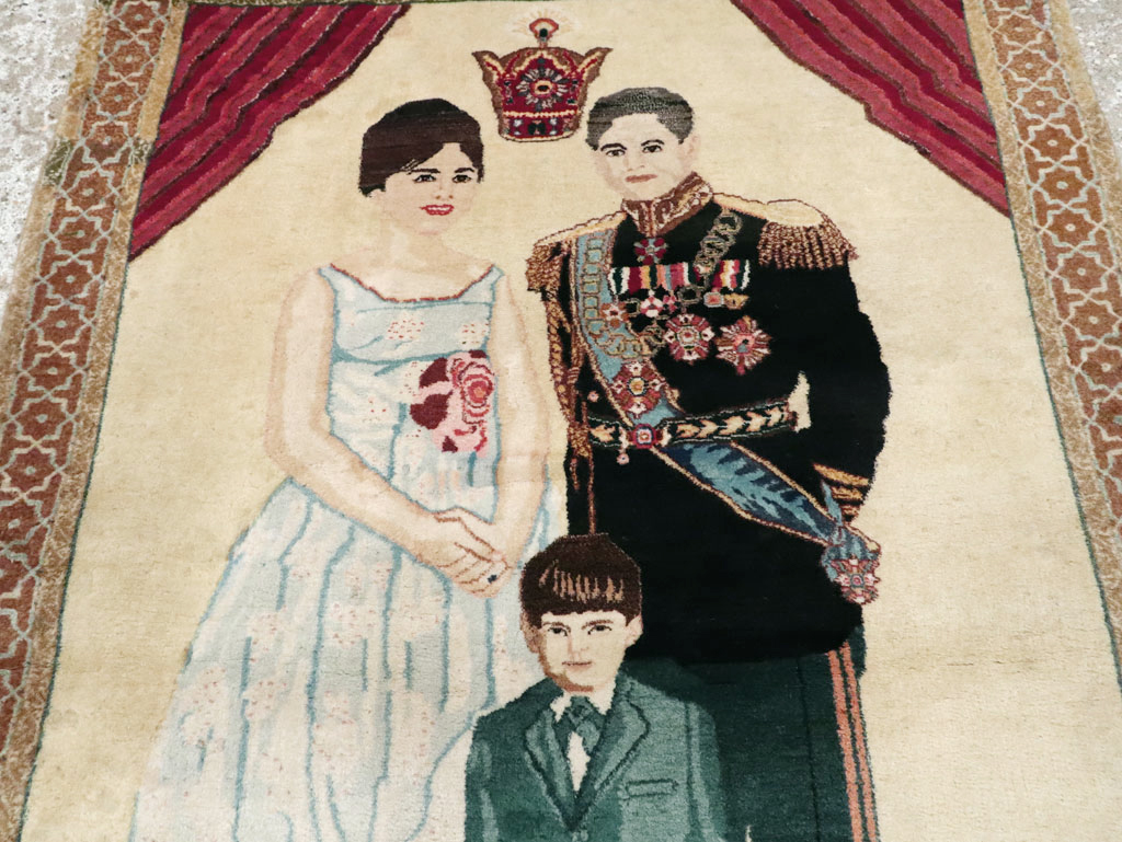 Vintage Persian Tabriz Pictorial Rug, No.27629 - Gsblank