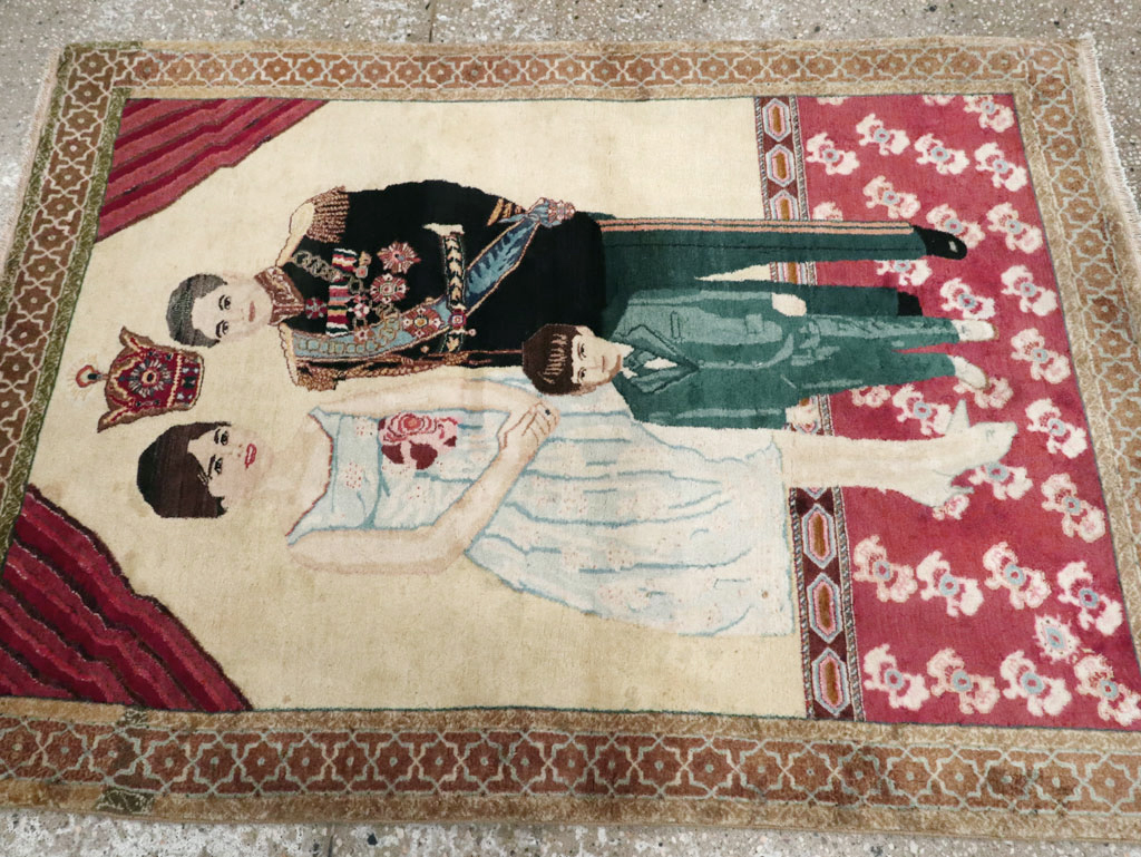 Vintage Persian Tabriz Pictorial Rug, No.27629 - Gsblank