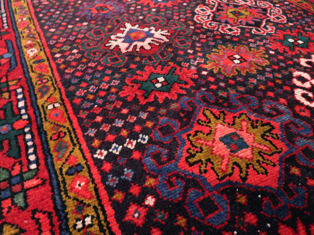 Vintage Persian Malayer Gallery Rug, No.27633 - Gsblank