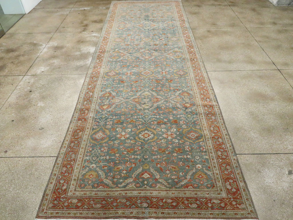 Antique Persian Sarouk Large Gallery Carpet, No.27670 - Gsblank