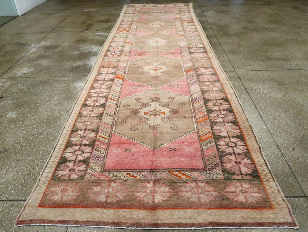 Vintage Turkish Anatolian Wide Gallery Runner, No.27682 - Gsblank