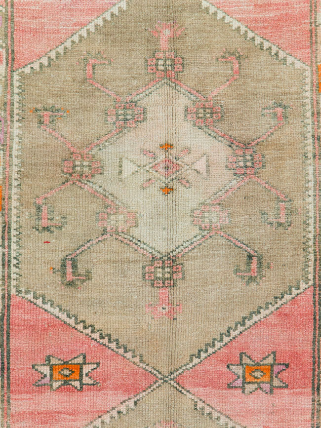 Vintage Turkish Anatolian Wide Gallery Runner, No.27682 - Gsblank
