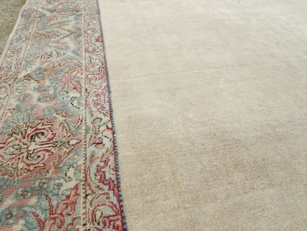 Antique Persian Lavar Kerman Gallery Carpet, No.27684 - Gsblank