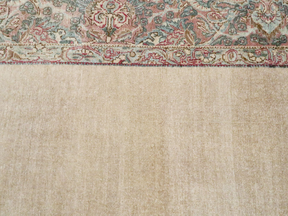 Antique Persian Lavar Kerman Gallery Carpet, No.27684 - Gsblank