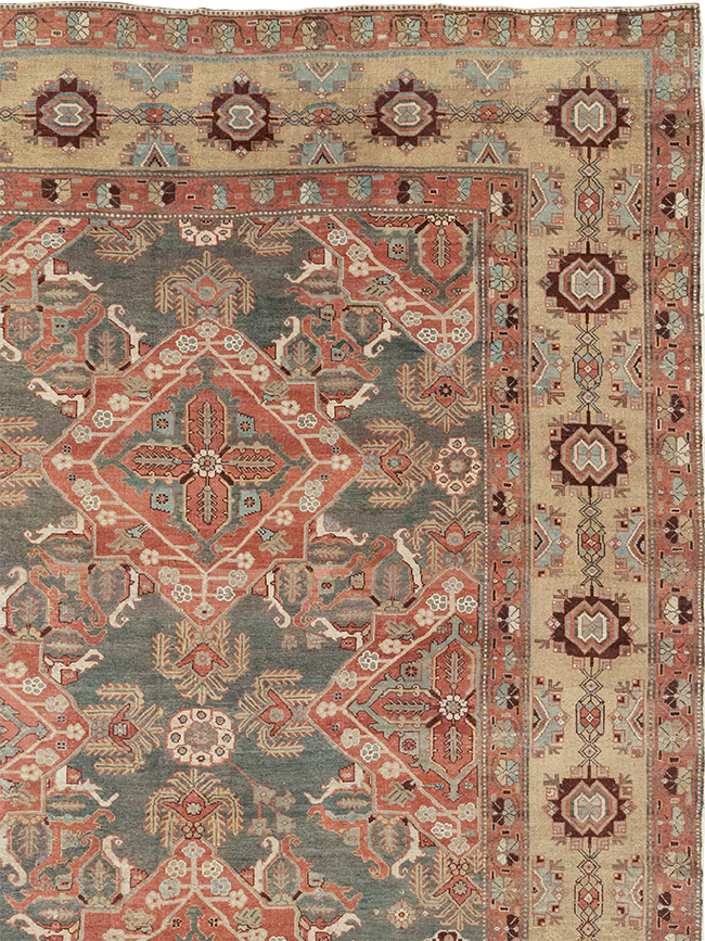 Antique Persian Bakhtiari Large Carpet, No.27692 - Gsblank