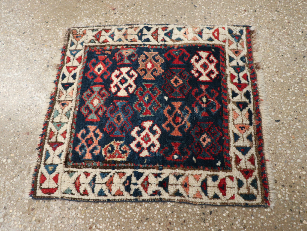 Antique Northwest Persian Bag Face, No.27695 - Gsblank