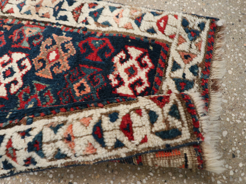 Antique Northwest Persian Bag Face, No.27695 - Gsblank