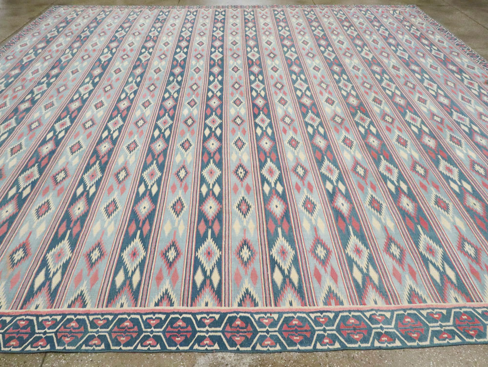 Vintage Indian Flatweave Dhurrie Square Large Carpet, No.27696 - Gsblank