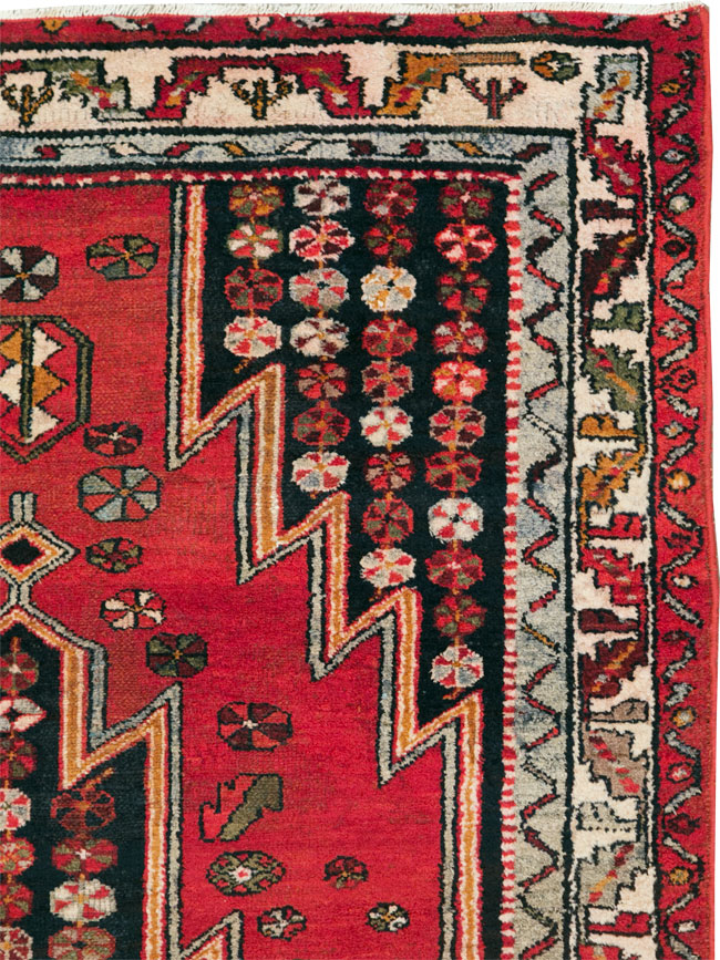 Vintage Persian Mazlagan Accent Rug, No.27710 - Gsblank