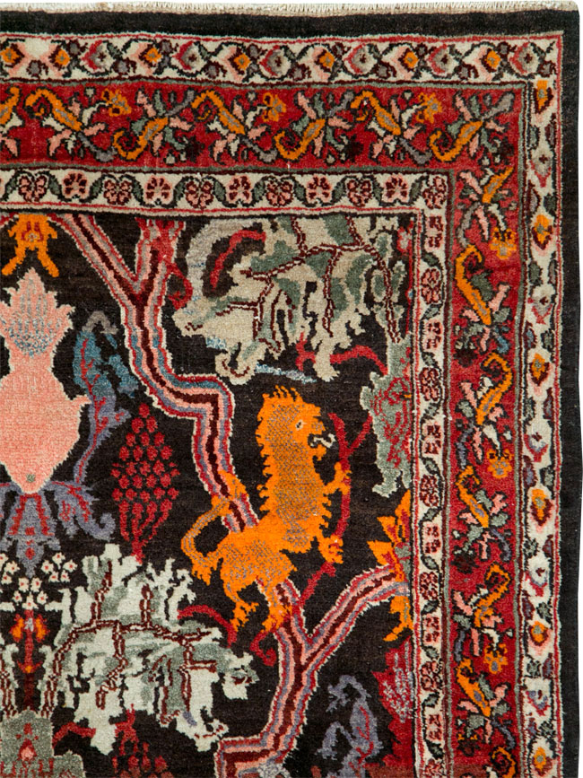 Vintage Persian Bidjar Pictorial Accent Rug, No.27737 - Gsblank