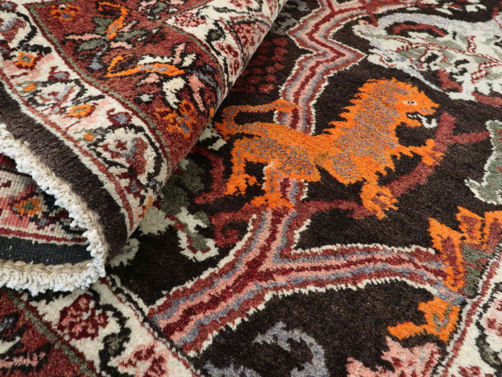 Vintage Persian Bidjar Pictorial Accent Rug, No.27737 - Gsblank