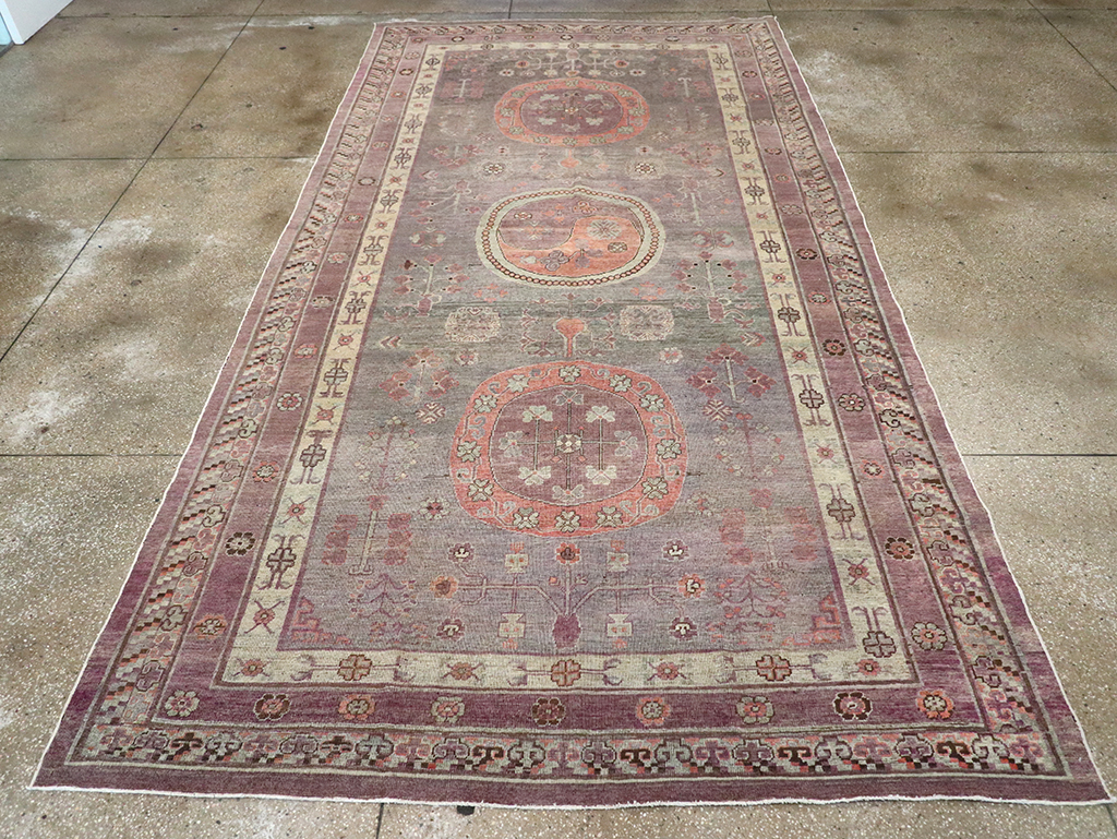 Antique East Turkestan Khotan Gallery Carpet, No.27747 - Gsblank