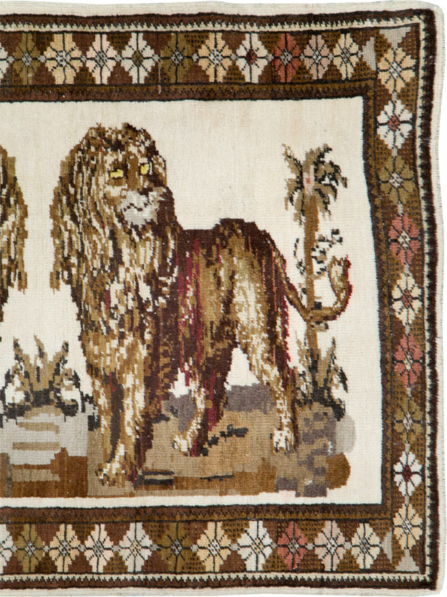 Vintage Anatolian Pictorial Rug, No.27749 - Gsblank