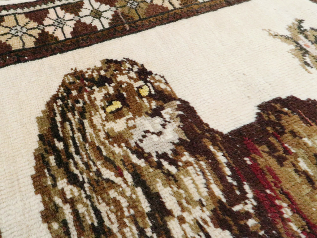 Vintage Anatolian Pictorial Rug, No.27749 - Gsblank