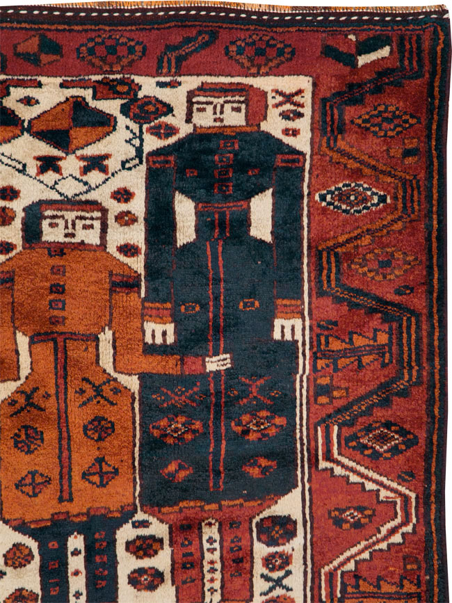 Vintage Persian Pictorial Bakhtiari Rug, No.27782 - Gsblank