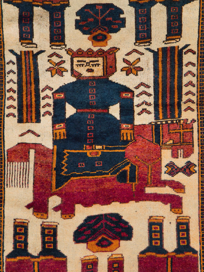 Vintage Persian Pictorial Bakhtiari Rug, No.27783 - Gsblank