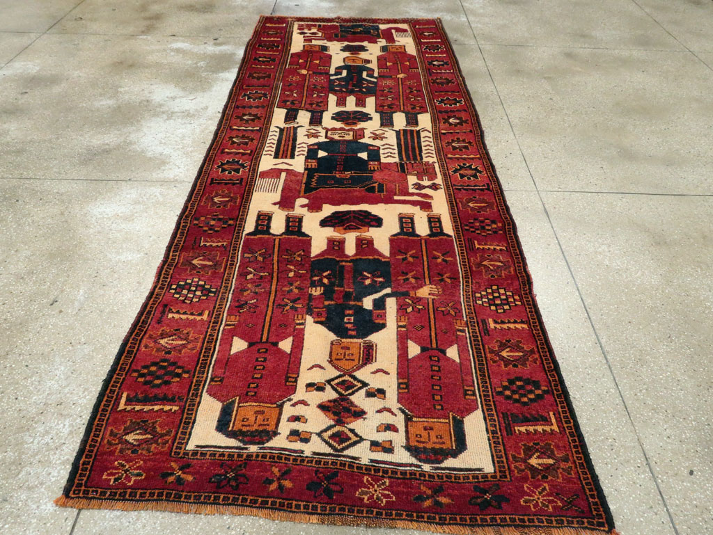 Vintage Persian Pictorial Bakhtiari Rug, No.27783 - Gsblank