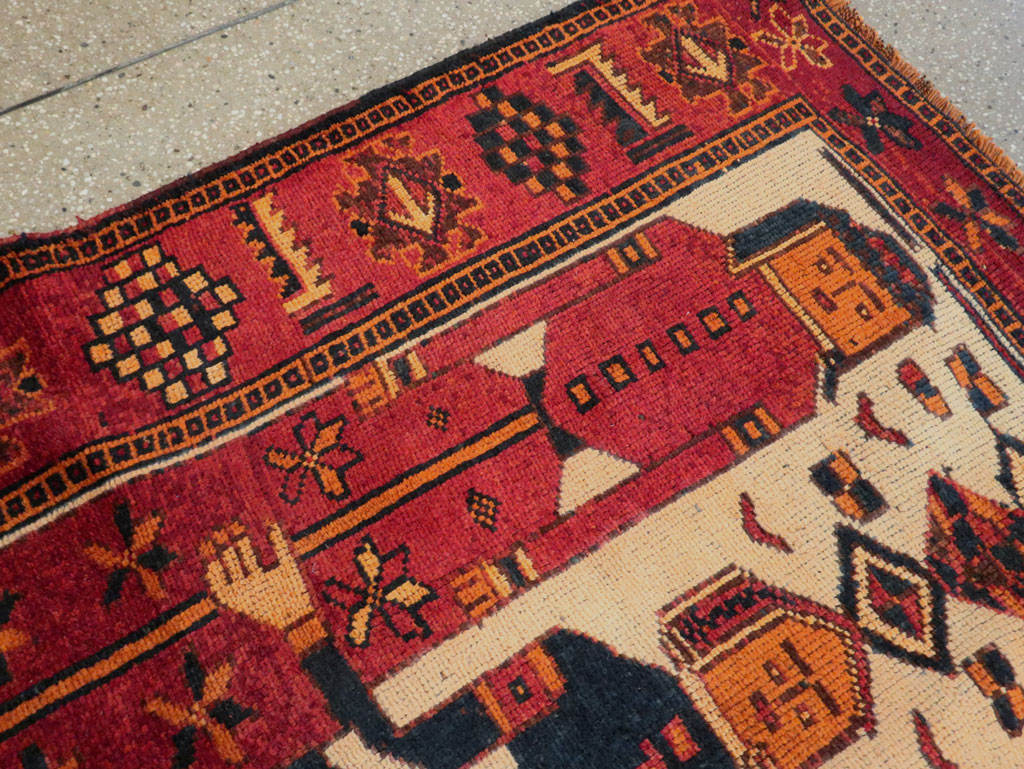 Vintage Persian Pictorial Bakhtiari Rug, No.27783 - Gsblank