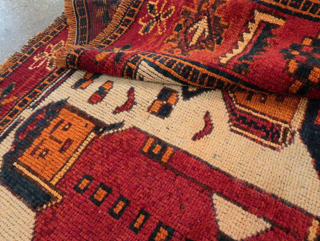 Vintage Persian Pictorial Bakhtiari Rug, No.27783 - Gsblank