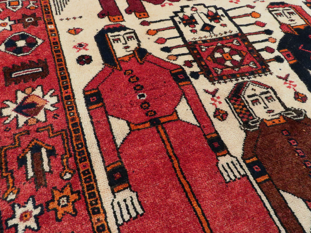 Vintage Pictorial Bakhtiari Rug, No.27784 - Gsblank