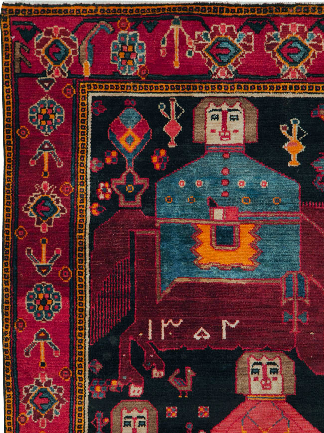 Vintage Persian Pictorial Bakhtiari Rug, No.27789 - Gsblank
