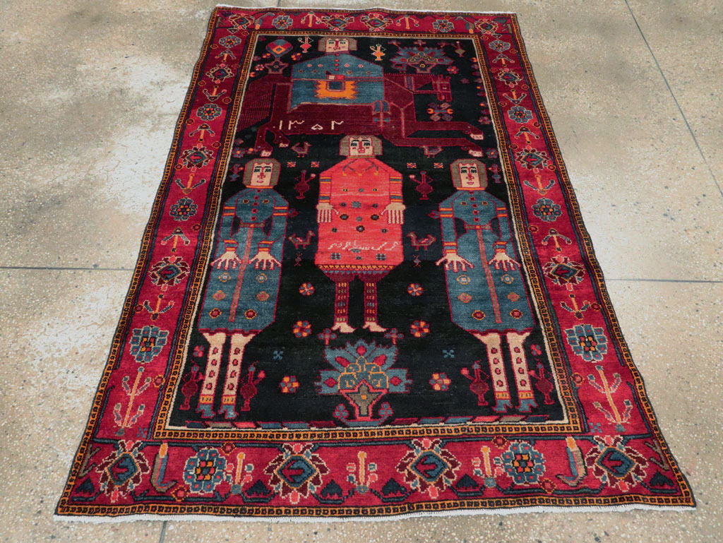 Vintage Persian Pictorial Bakhtiari Rug, No.27789 - Gsblank