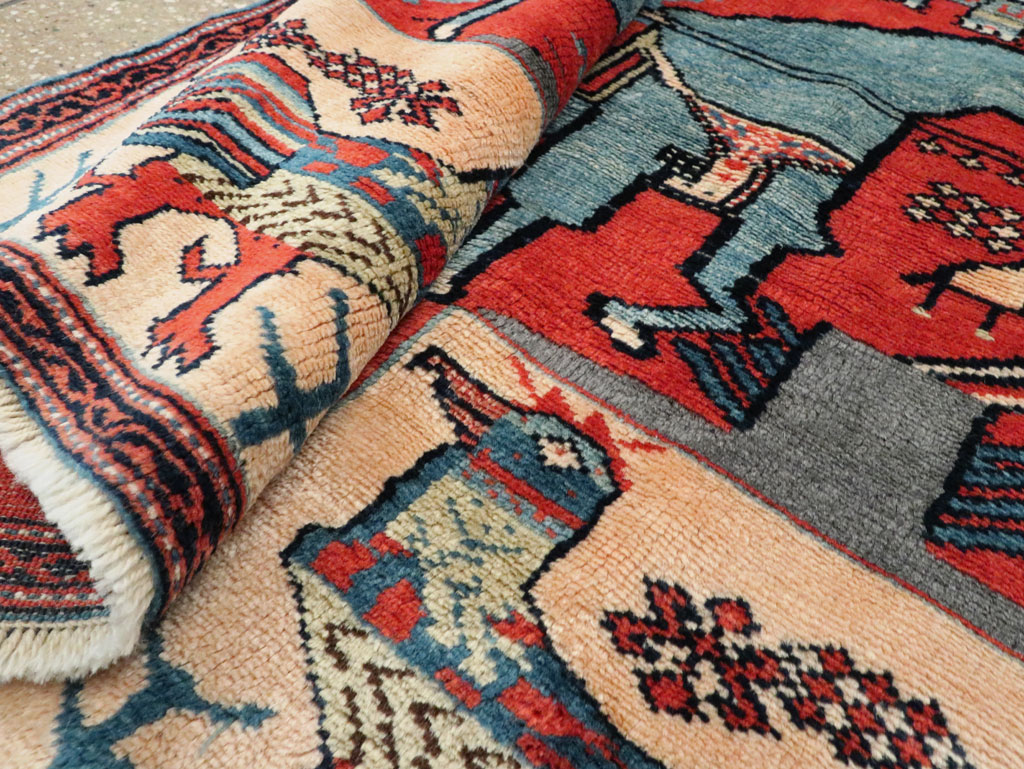 Vintage Pictorial Hamadan Rug, No.27794 - Gsblank