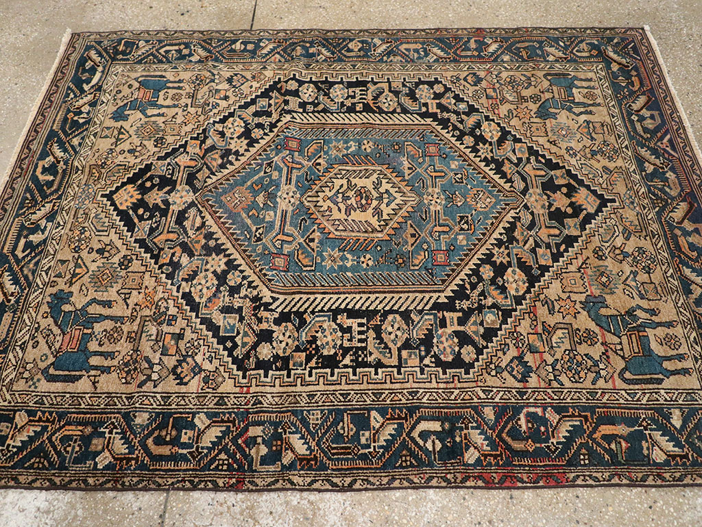 Antique Persian Malayer Pictorial Accent Rug, No.27795 - Gsblank