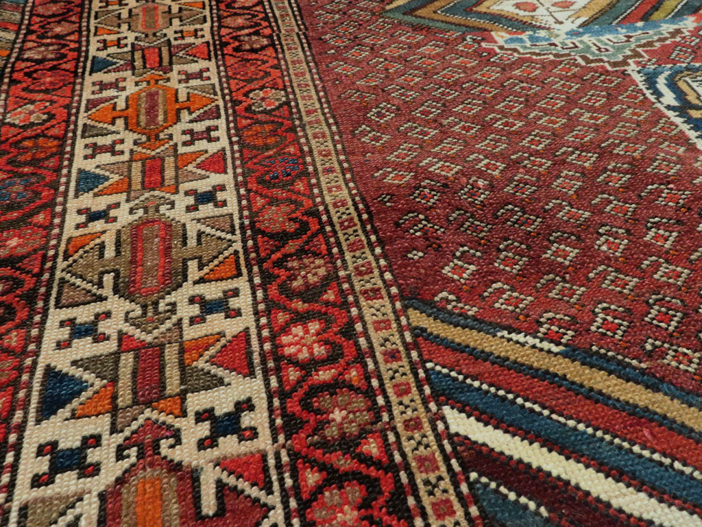Antique Persian Pictorial Malayer Accent Rug, No.27798 - Gsblank