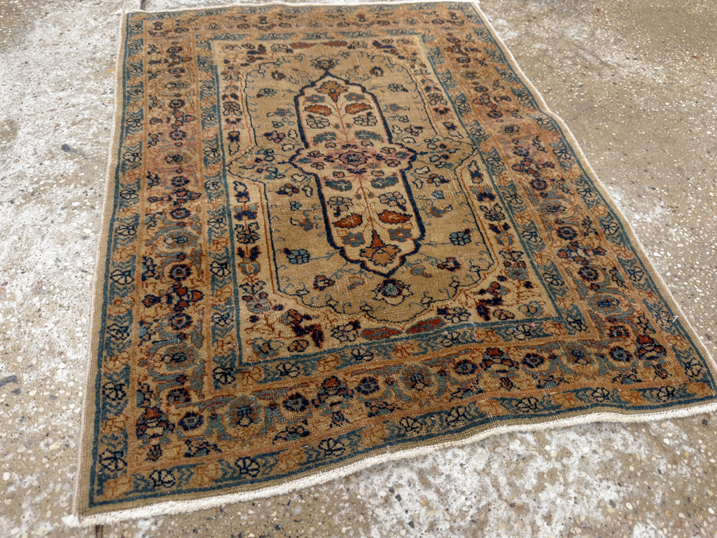 Antique Persian Tabriz Hagi Jalili Rug, No.27813 - Gsblank
