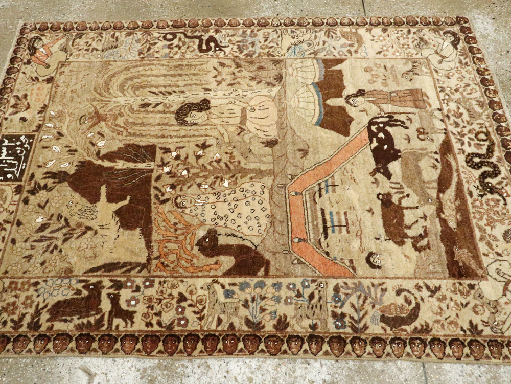 Antique Persian Pictorial Tabriz Rug, No.27817 - Gsblank