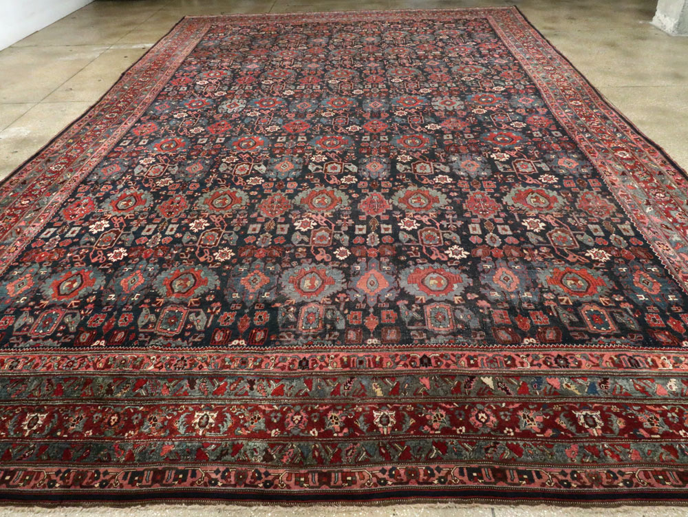Antique Persian Bidjar Carpet, No.27828 - Gsblank