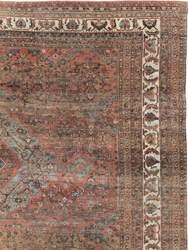 Antique Persian Shiraz Carpet, No.27830 - Gsblank