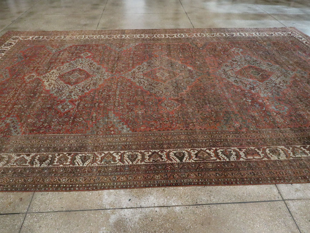 Antique Persian Shiraz Carpet, No.27830 - Gsblank