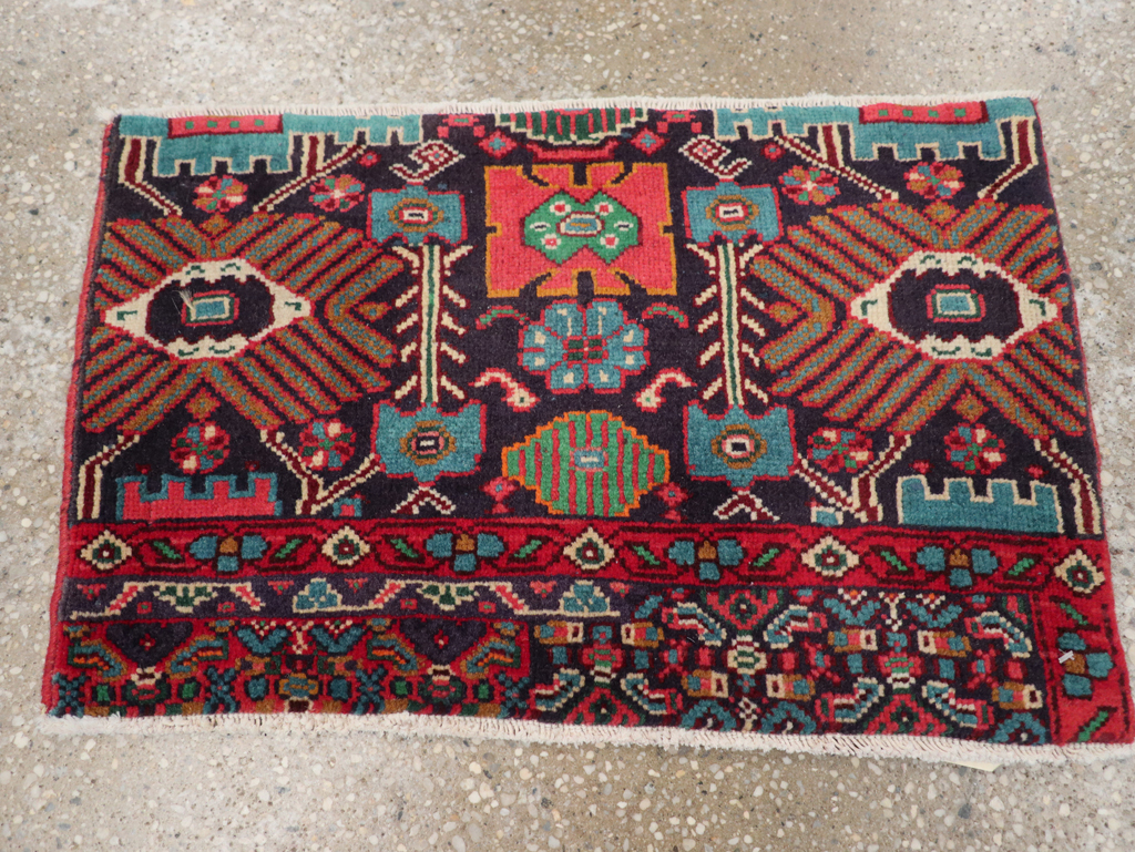Vintage Persian Bidjar Sampler Throw Rug, No.27861 - Gsblank