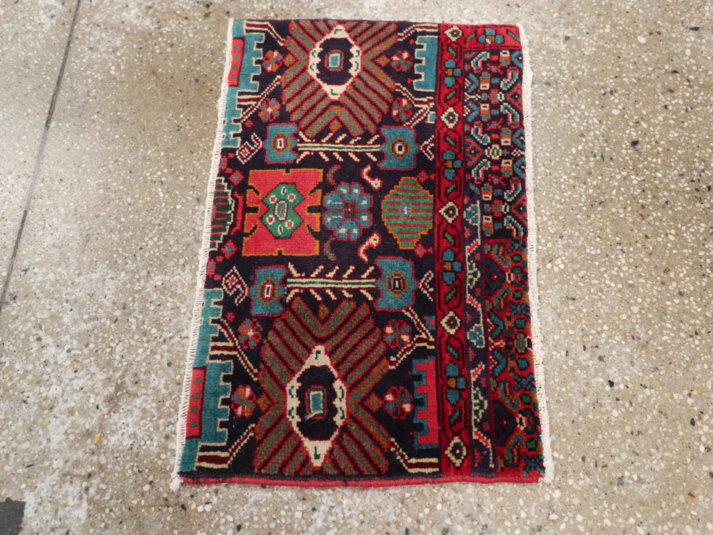 Vintage Persian Bidjar Sampler Throw Rug, No.27861 - Gsblank