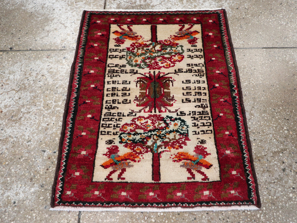 Vintage Persian Hamadan Pictorial Rug, No.27863 - Gsblank