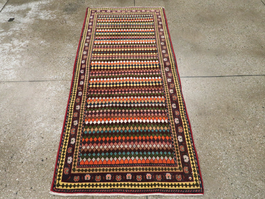 Vintage Persian Mahal Small Runner, No.27870 - Gsblank